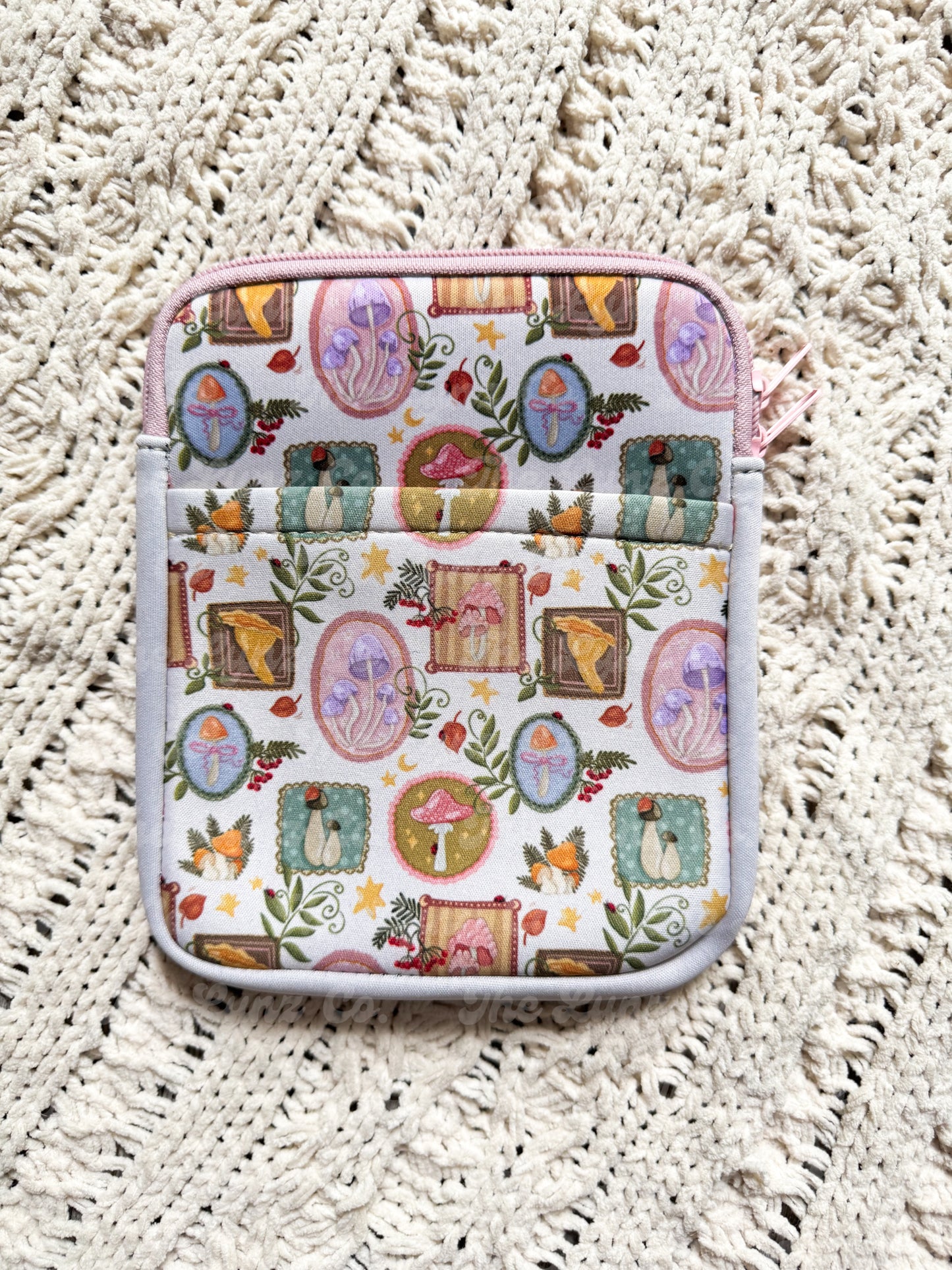 RTS Mushroom Kindle Sleeve | Kindle Sleeve Storage